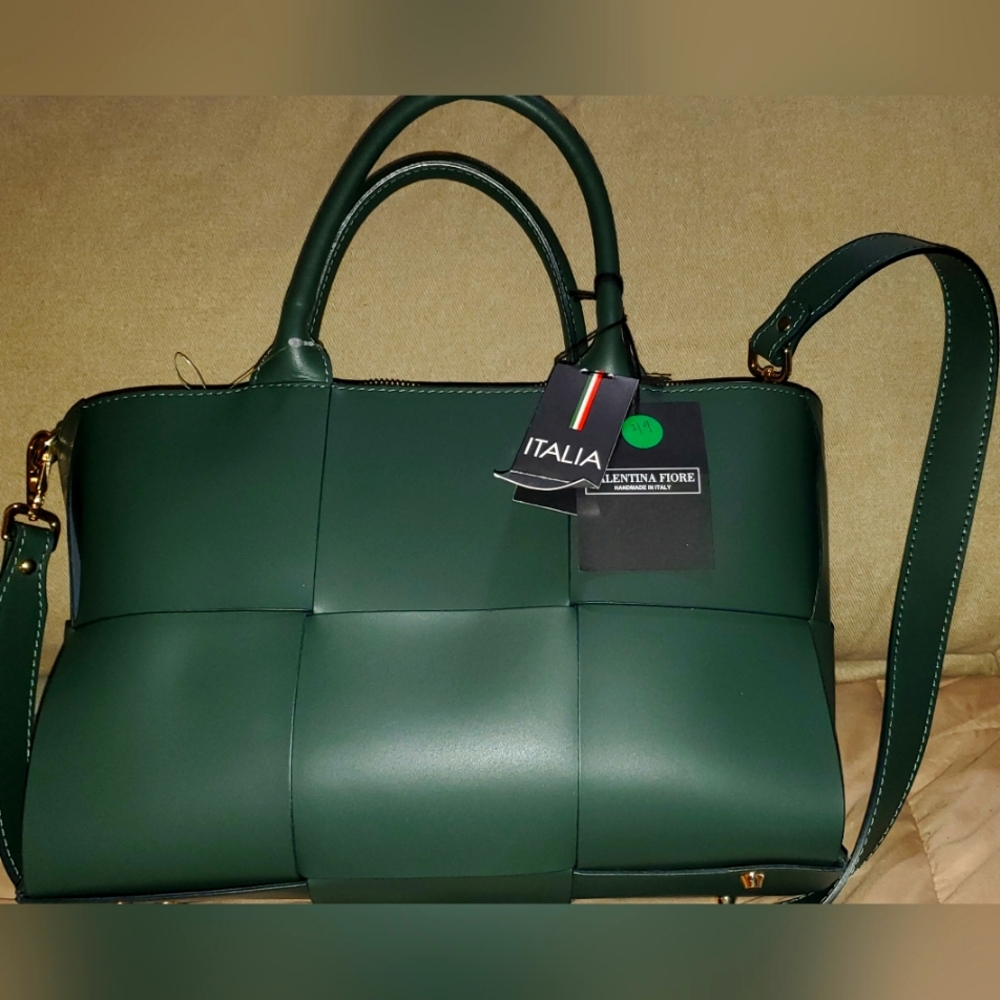 Valentina Fiore handmade in Italy leather purse STL3113 New with tags Dark Green